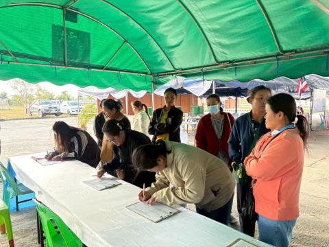 โครงการฝึกอบรมคณะกรรมการประจำหน่วยเลือกตั้ง เจ้าหน้าที่รักษาความปลอดภัยที่เลือกตั้ง และเจ้าหน้าที่ที่เกี่ยวข้องกับการเลือกตั้งสมาชิกสภาองค์การบริหารส่วนตำบลและนายกองค์การบริหารส่วนตำบลร่อนทอง